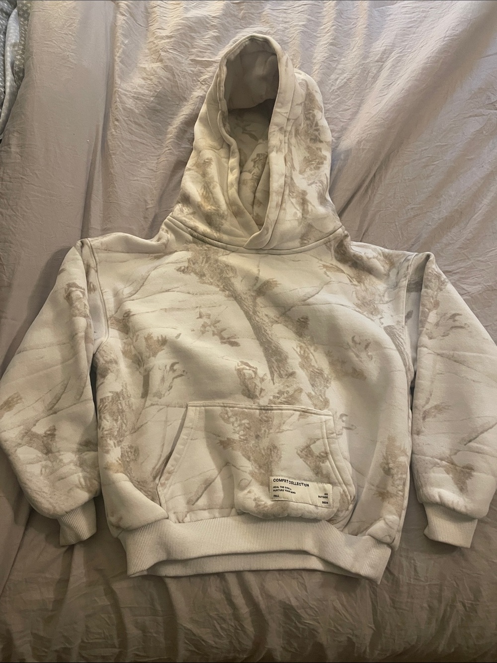 Kids Cream Camo-Print Hoodie Sweatshirt